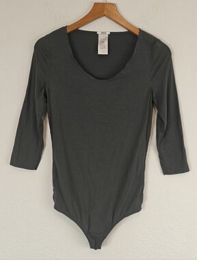Wolford Green Sculpting Bodysuit | 3/4 Sleeve Minimal Stretch Luxury Top S